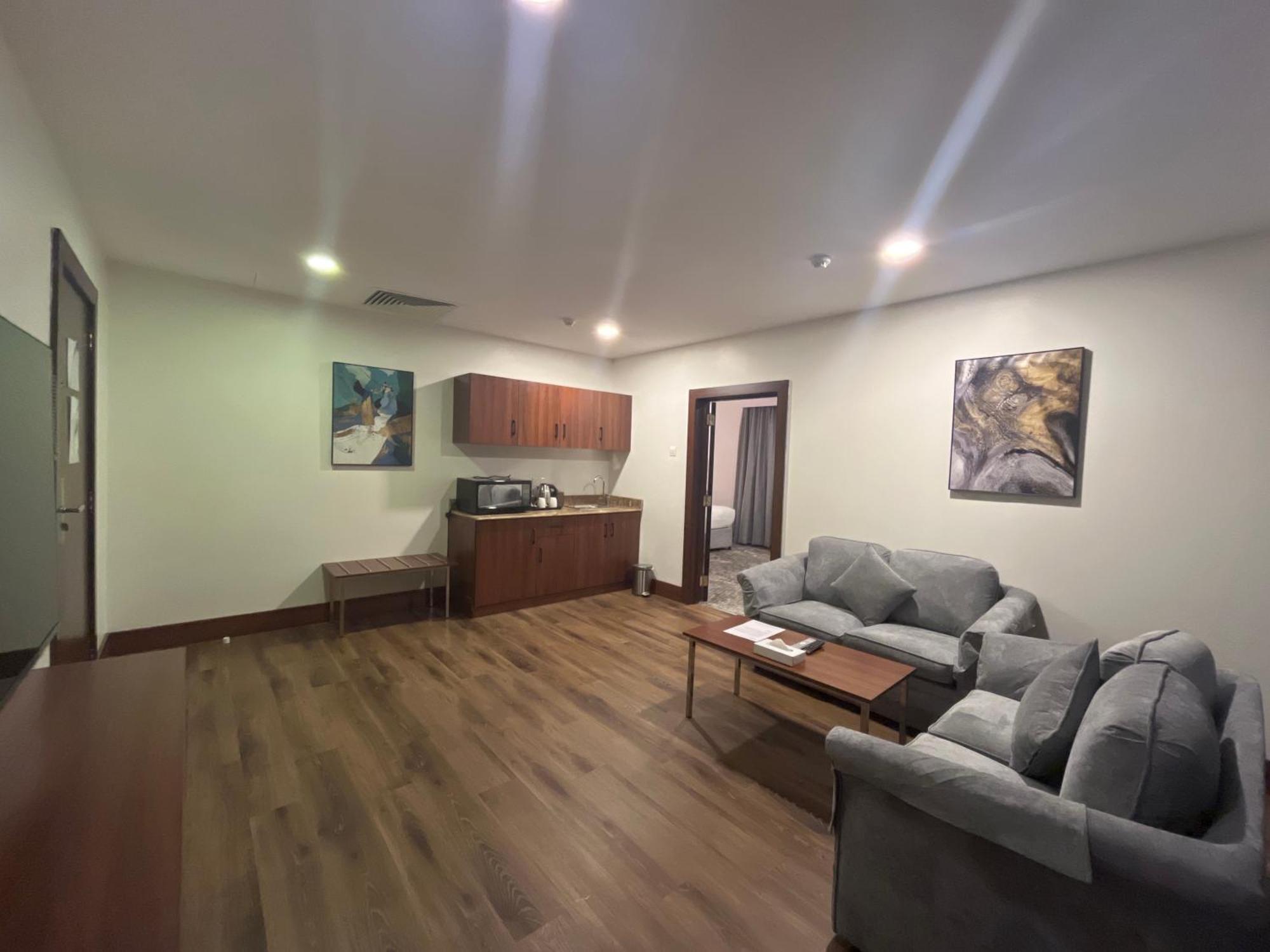 Lily Hotel Suite Mubarraz Al-Hofuf Eksteriør bilde