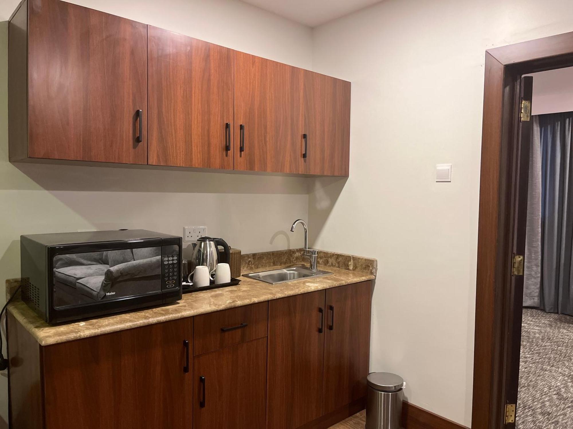 Lily Hotel Suite Mubarraz Al-Hofuf Eksteriør bilde